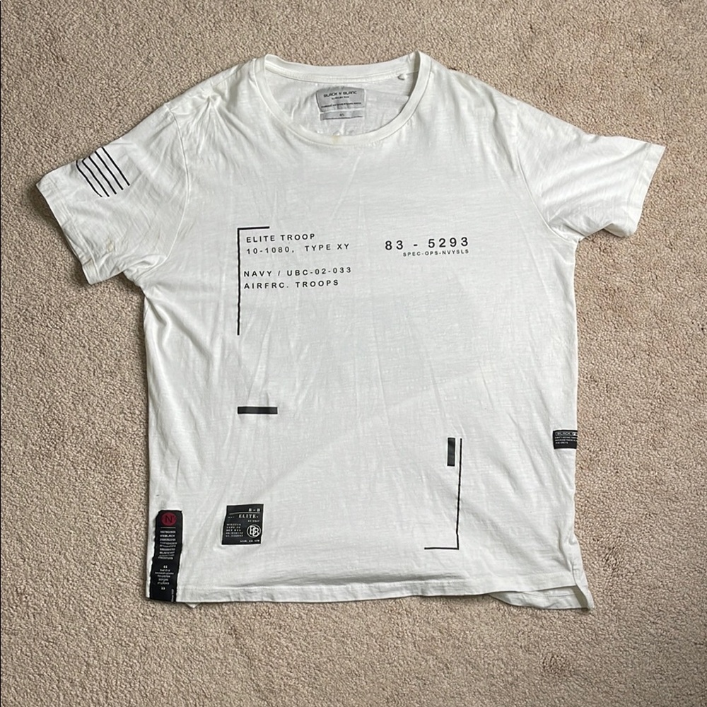 White Black N’ Blanc Short Sleeve Tee with Graphic Design